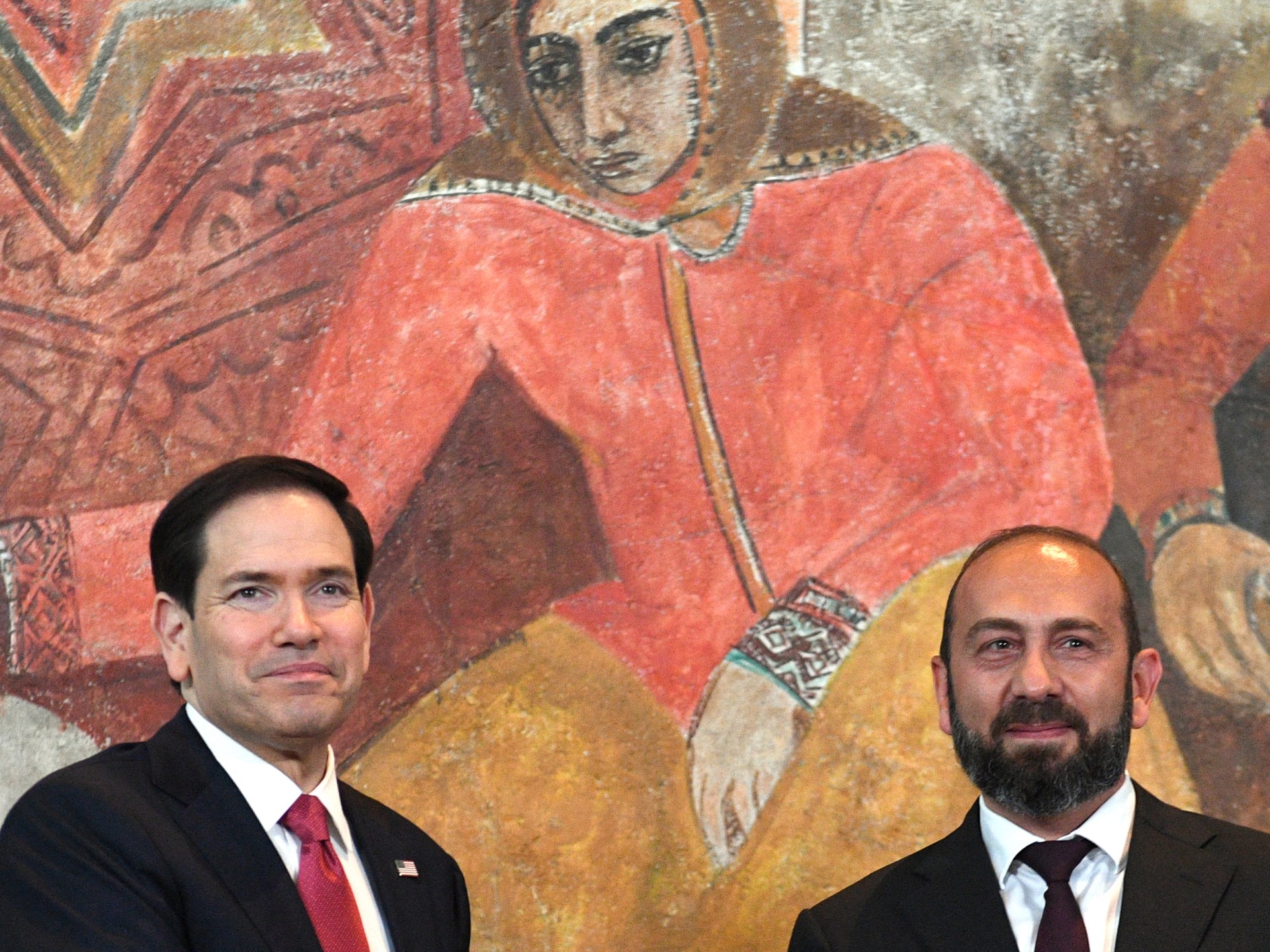 Armenia signs strategic partnership deal with US as election approaches