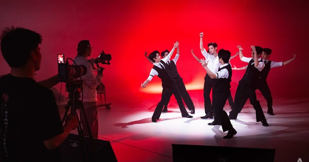 What is tuanbo? Virtual gifts, fandom and fierce competition power China’s group livestreaming boom