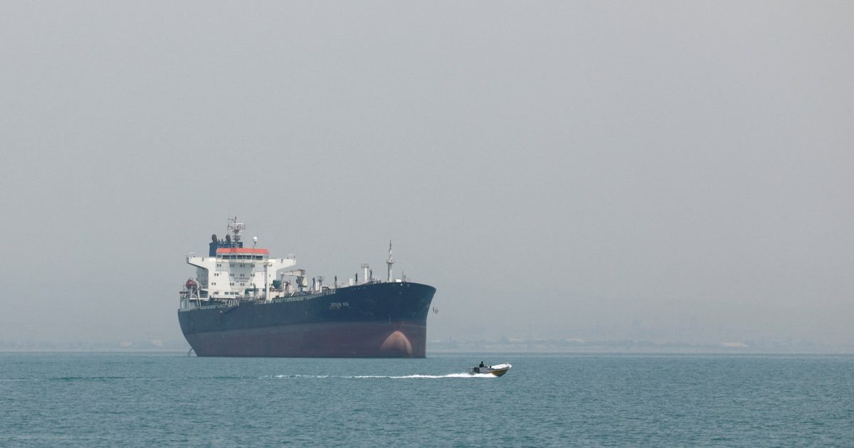 Oil prices fall amid mixed signals on US-Iran peace deal