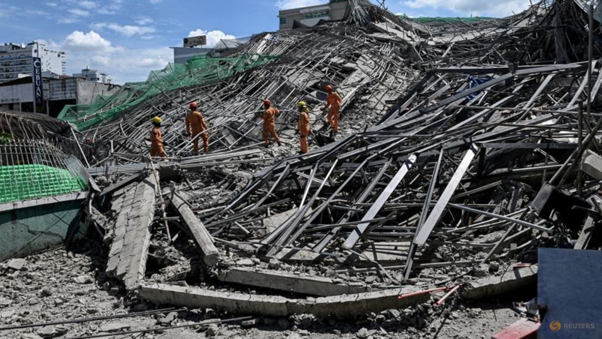 Death toll rises to three after Philippine building collapse, with 17 still missing
