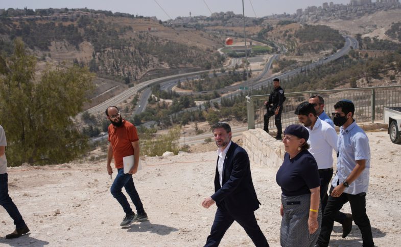 Norway seeks to ban trade with illegal Israeli settlements in Palestine